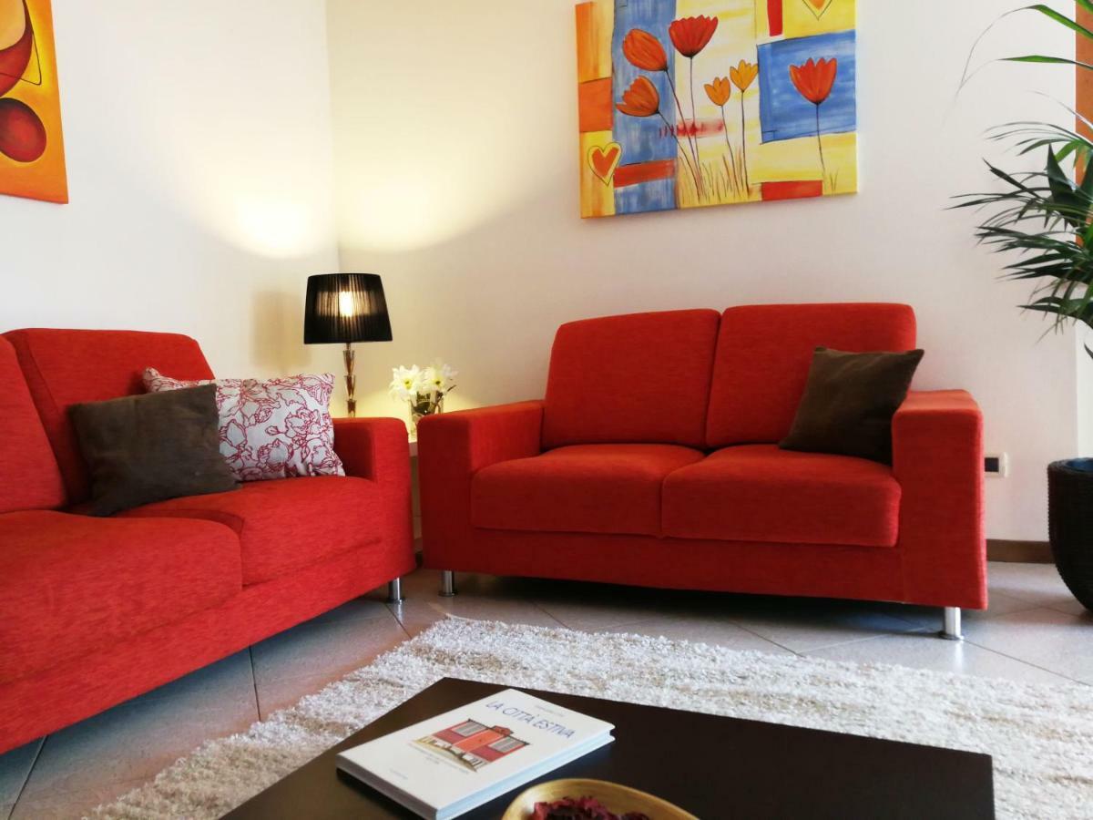 Cagliari Family Apartment ภายนอก รูปภาพ