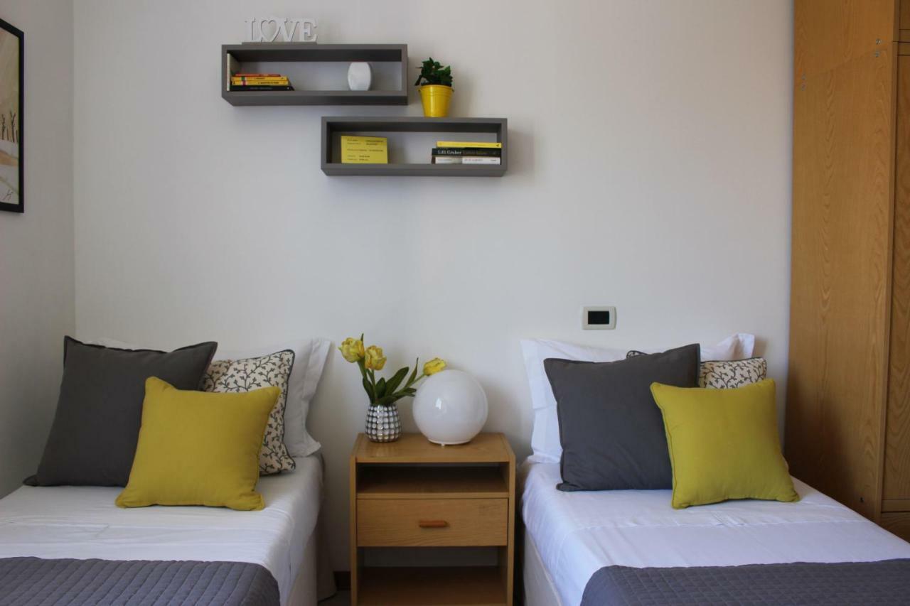 Cagliari Family Apartment ภายนอก รูปภาพ
